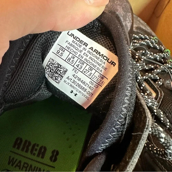 Men's Under Armour Harper 8 Low ST Metal Baseball Cleats sz 9.5 outdoor - Picture 8 of 9